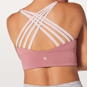 Lululemon Free to be Moved Bra